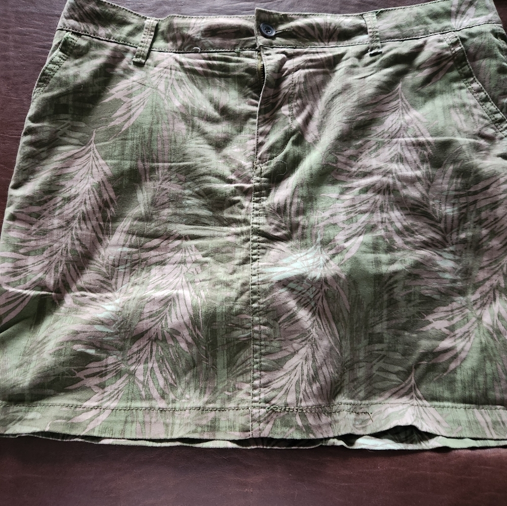 Skorts